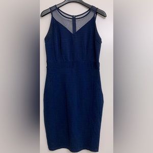 Women’s blue sleeveless rib design dress by Candalite size Large